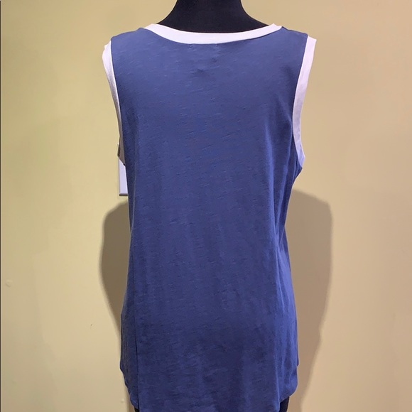 NWT sleeveless side knot shirt - Picture 3 of 4
